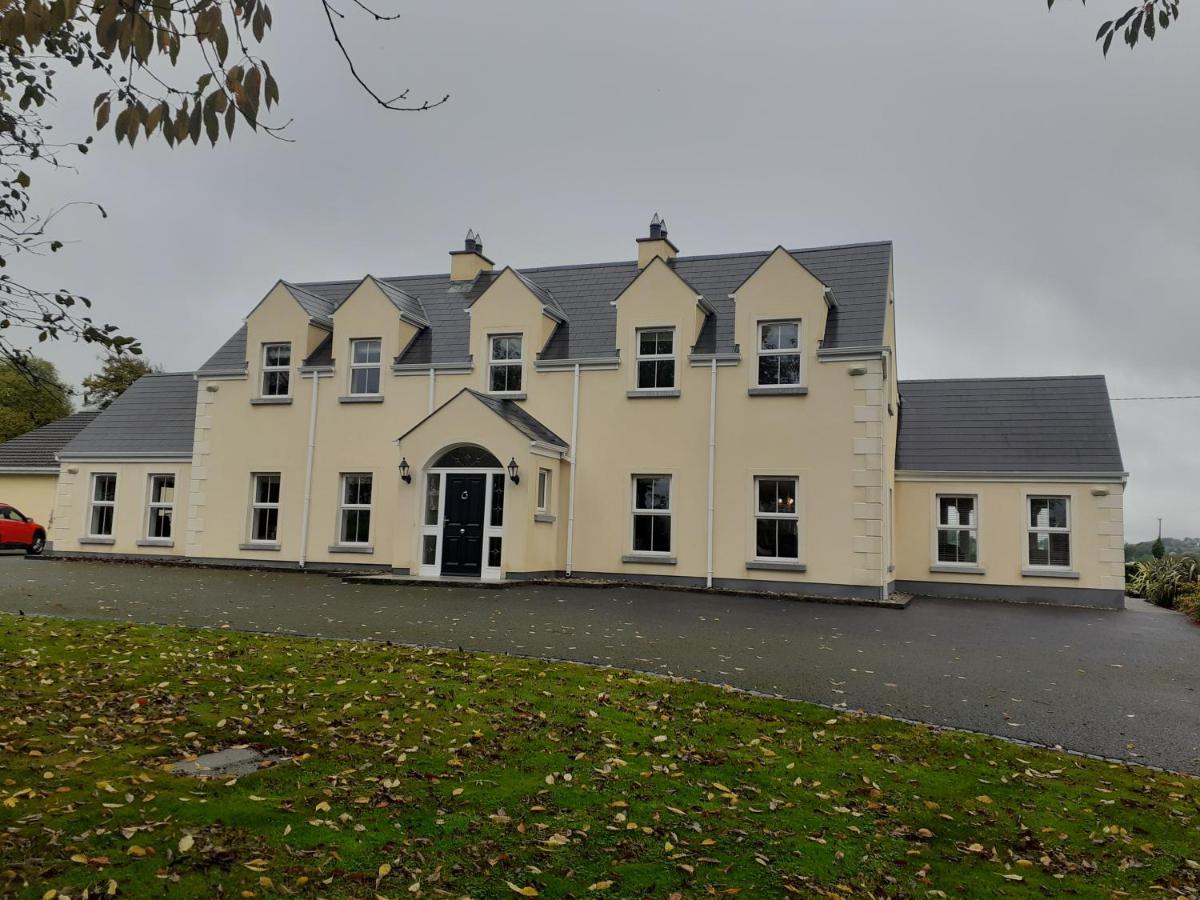Single Or Twin Room In Lovely Country Residence Nobber Bagian luar foto